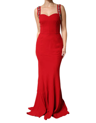 Vestido largo ajustado rojo con adornos