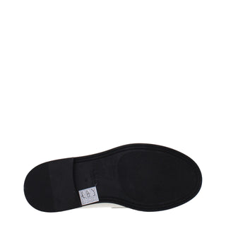 Beigefarbene Slip-On Loafer aus Leder