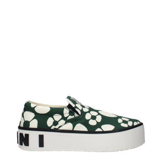 Grüne Stoff-Slipper