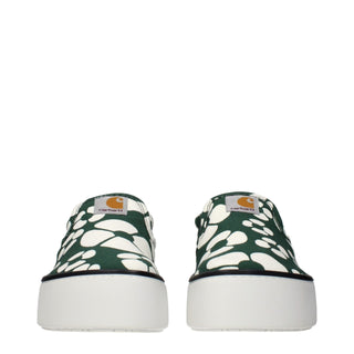 Grüne Stoff-Slipper