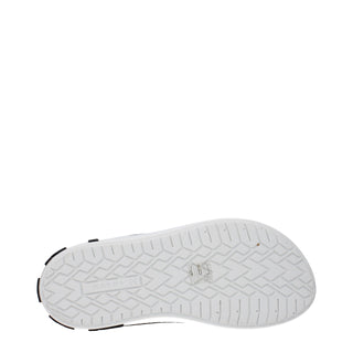 Grüne Stoff-Slipper