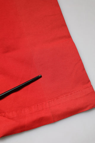 Pantalones chinos casuales rojos acampanados de tiro medio