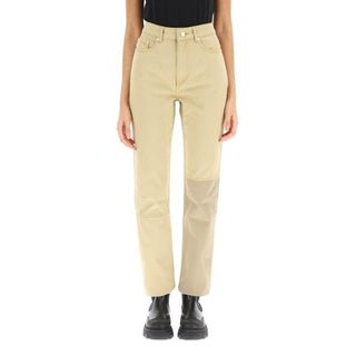 Braune Baumwolljeans