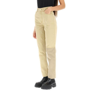 Braune Baumwolljeans