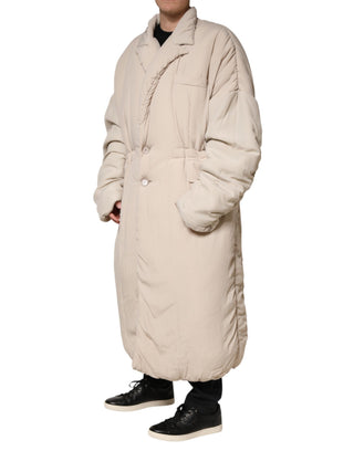 Gabardina larga acolchada con cuello beige