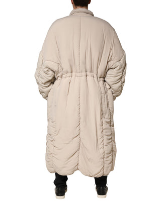 Gabardina larga acolchada con cuello beige