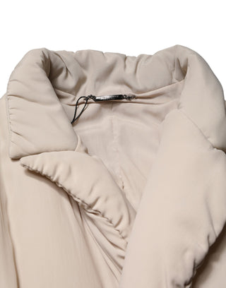 Gabardina larga acolchada con cuello beige